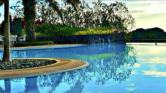 Ayala Westgrove Heights Poolside